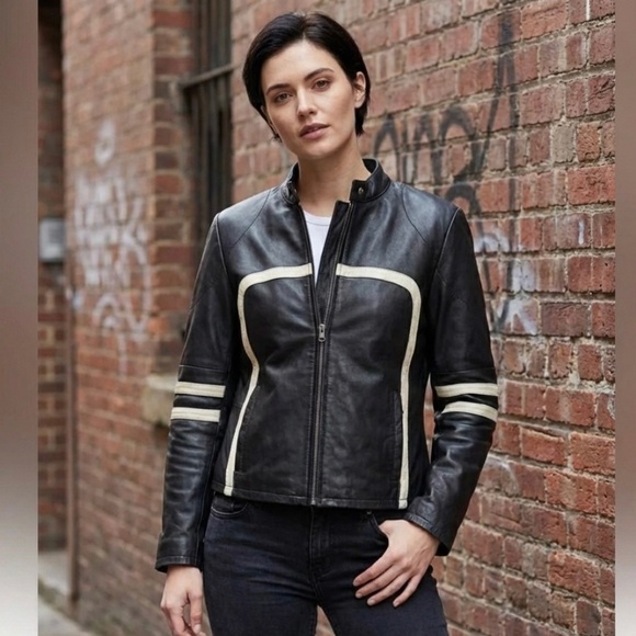 Jackets & Blazers - *SOLD* Vintage Leather Motorcycle Women’s Jacket